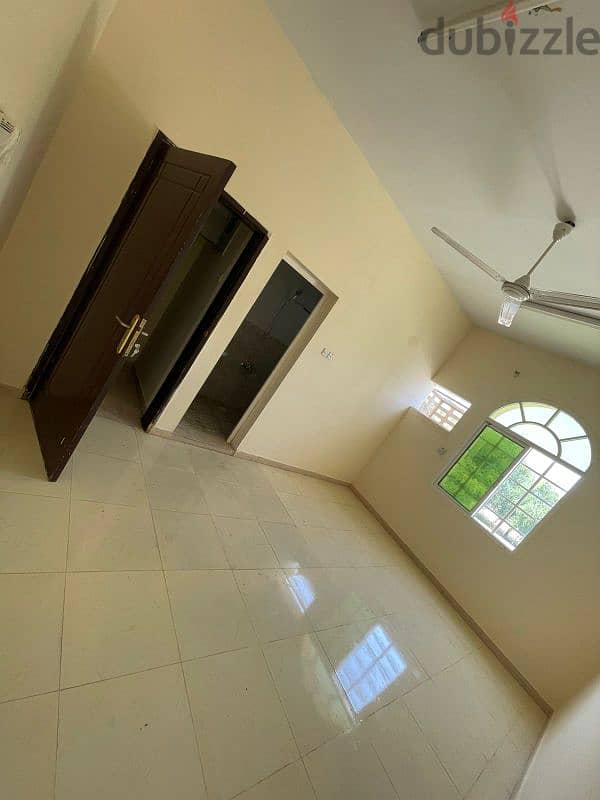 Spacious 3-Bedroom Apartment in Sohar - Unfurnished 3