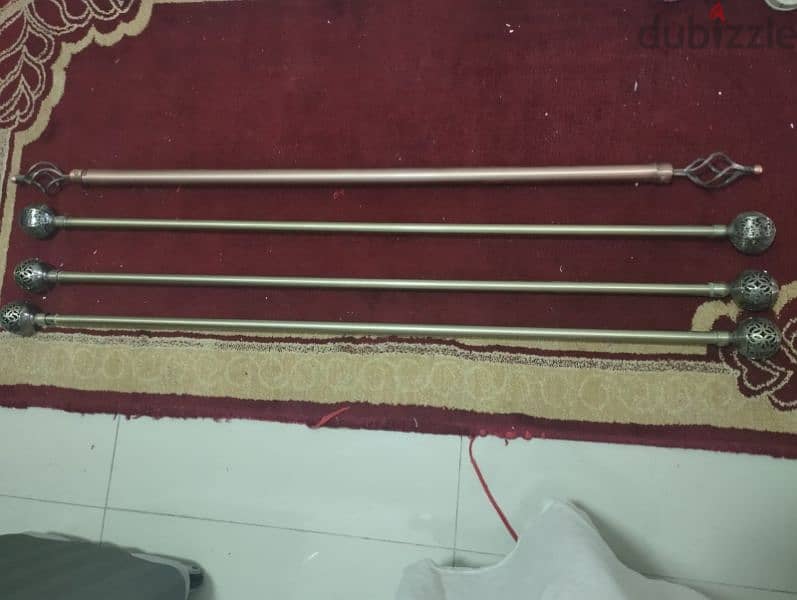 Curtains in very good condition 1