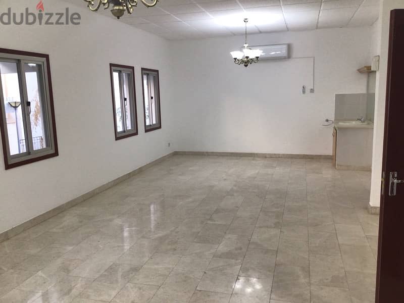 3 bhk villa with garden built in wardrobes mumtaz area ruwi 4