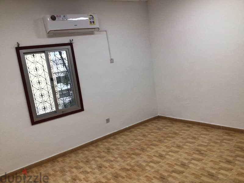 3 bhk villa with garden built in wardrobes mumtaz area ruwi 15