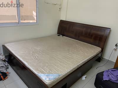 King size bed with mattress