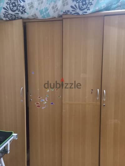 2 door cupboard