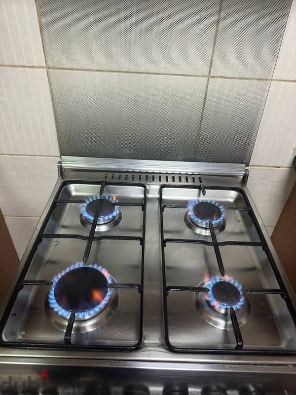 4 Burner Cooking Range RO 24 2