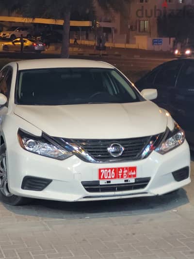 rent a car for  6 rials tel 99444174