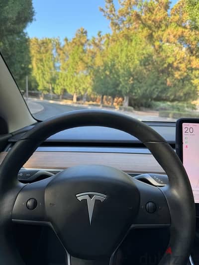 Tesla Model 3 2020 very special price and clean car