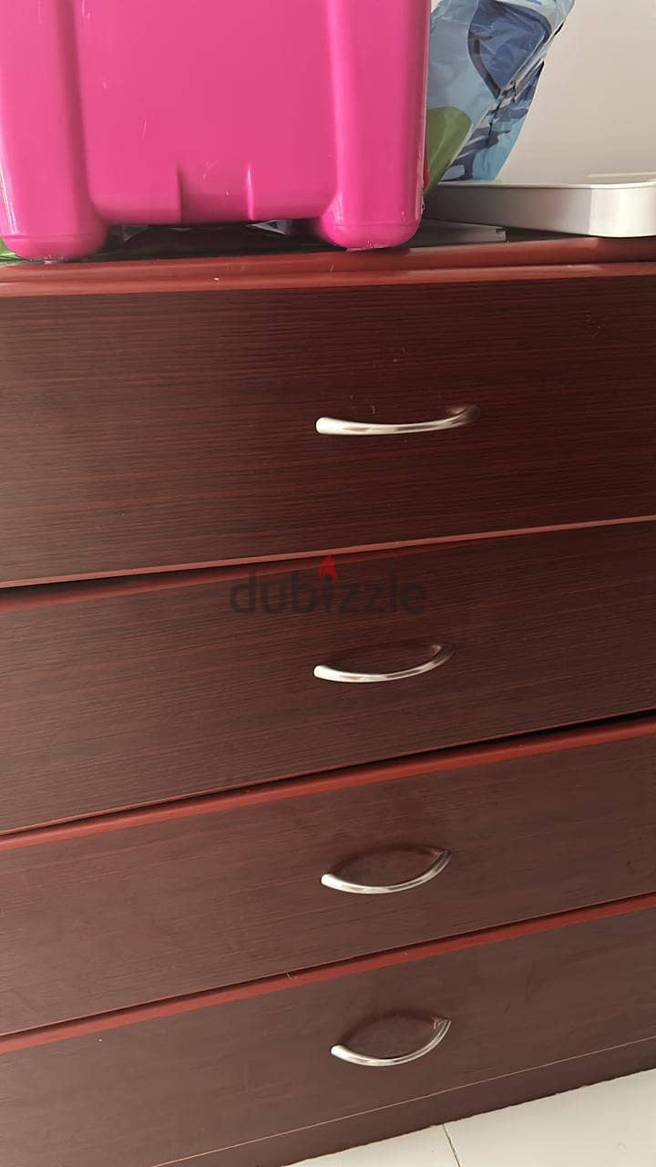 DRAWERS CABINET 0