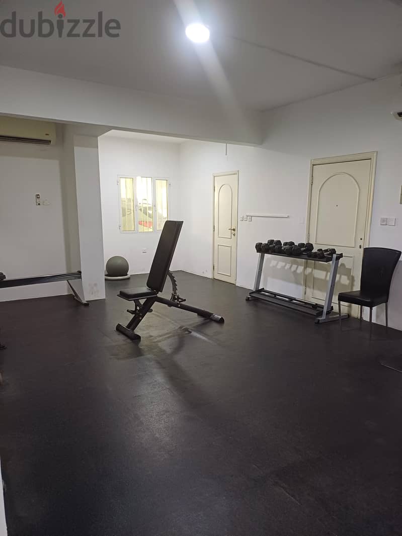 ** Enjoy FREE GYM & GAS - Spacious &  Great 3BHK for RENT ** 5