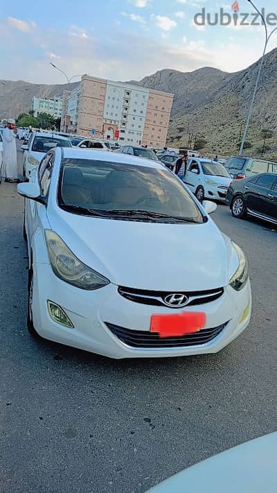 Hyundai Elantra 2013