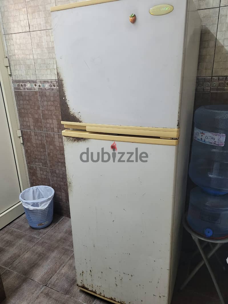 Daewoo Fridge and Freezer for sale 0