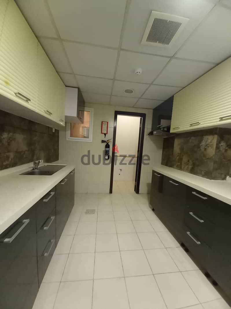 Elegant 2BHK with FREE GAS & GYM next to BANK MUSCAT 6