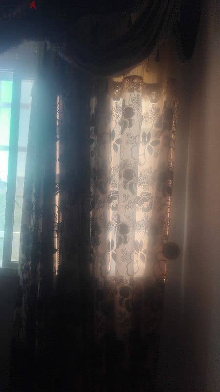 beautiful curtain set for a big window 3