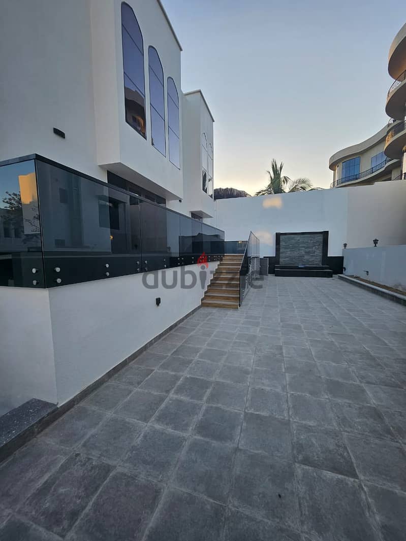 4 BHK Furnished villa In Qurum ghreyy 1