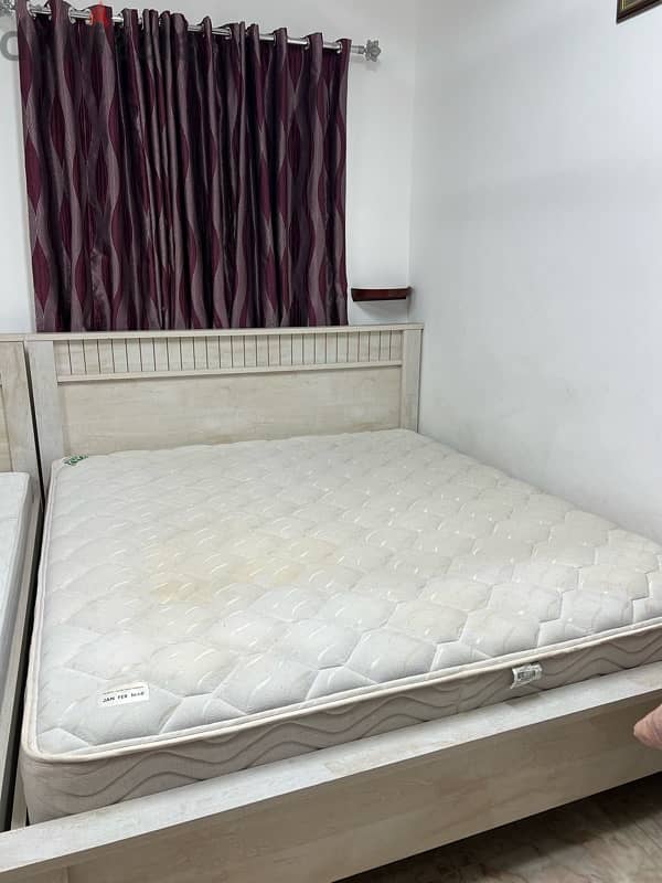 double Bed with Dresser 0