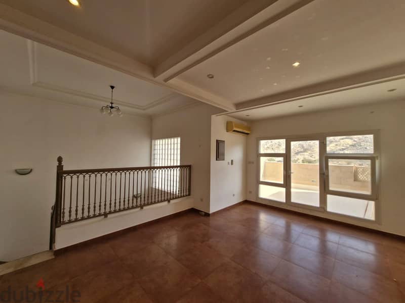 4 BR Spacious Villa in a Private Compound - Qurum 29 9