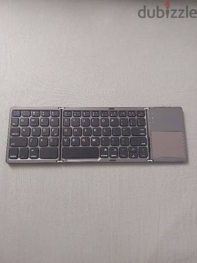 BLUETOOTH KEYBOARD