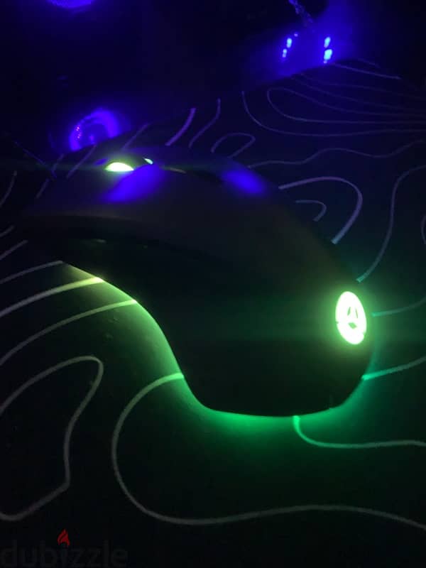 lenevo Legion m500 Ergonomic Gaming mouse 1