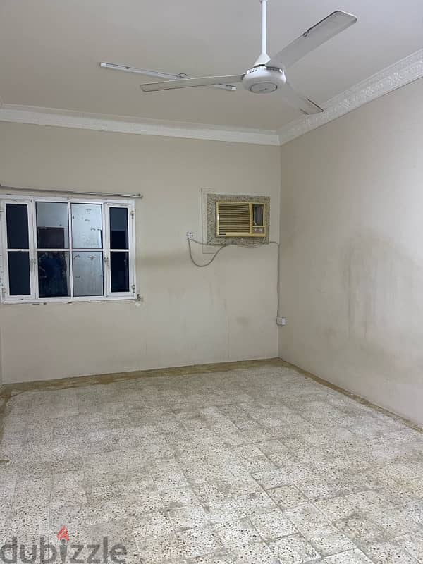 Room for rent near qurum natural park 1