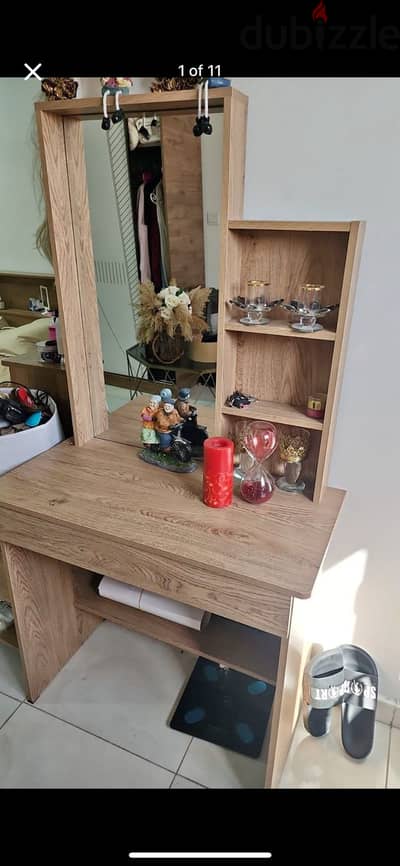 Dresser / dressing mirror for sale تسريحة للبيع