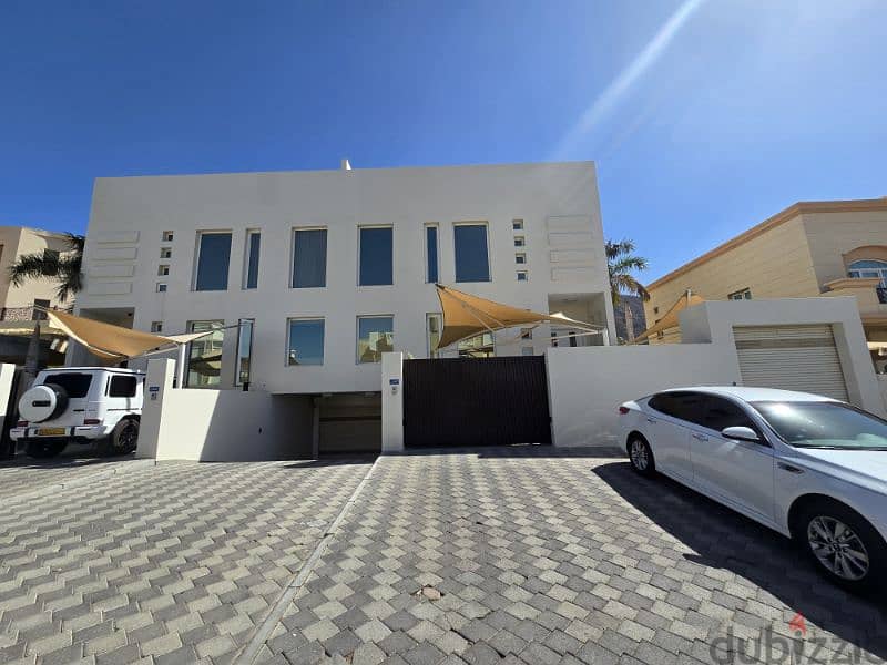 3+1 Villa  At Al Khuwair 0