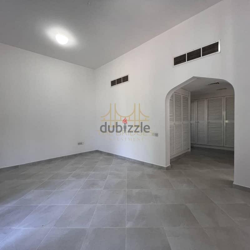 Beautiful 4 BR Compound Villa Available for Rent in Al Qurum 7