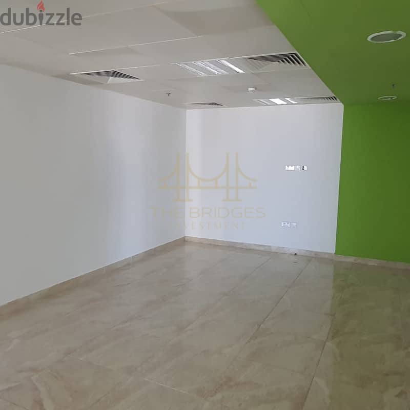 BEAUTIFUL OFFICE SPACE IN PRIME LOCATION FOR RENT 7