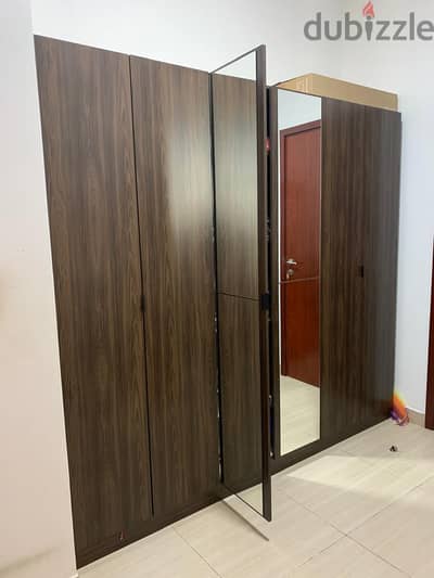 Wardrobe - 6 Door