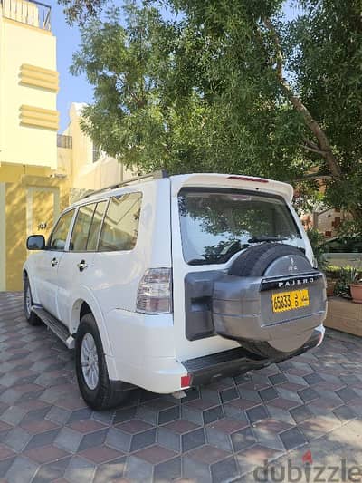 Mitsubishi Pajero Full Automatic, Oman GCC, Good Condition.