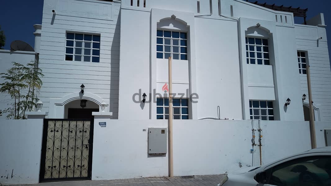 6 BHK Specious Villa for Rent at Qurum Near Naseem Garden 0