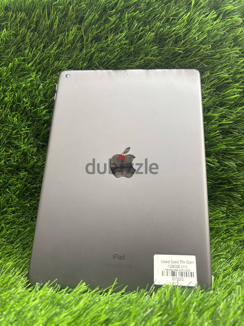 Very Big Offer On Ipad 7th GEN With 128 GB Stoarge Very Neat And Clean 0