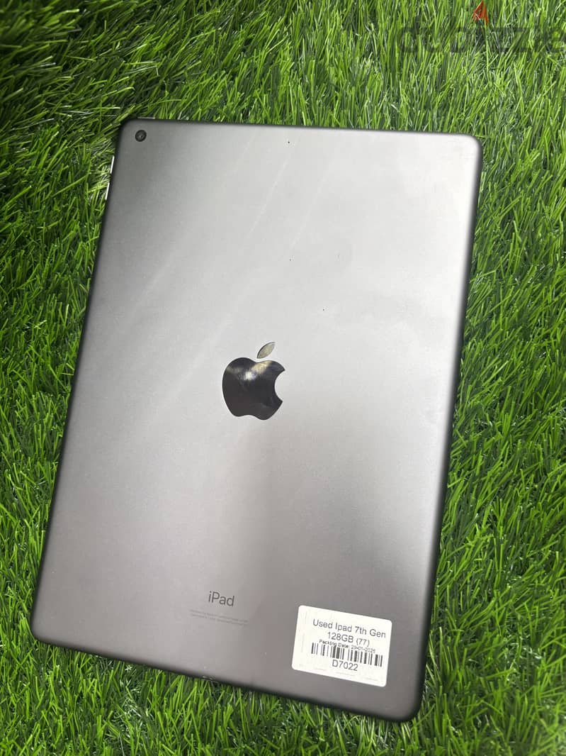 Very Big Offer On Ipad 7th GEN With 128 GB Stoarge Very Neat And Clean 2