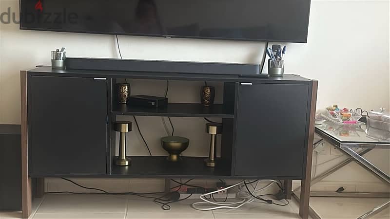 Tv unit 0