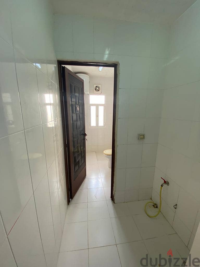 "SR-AQ-511   Flat for rent to let located mawleh south 3