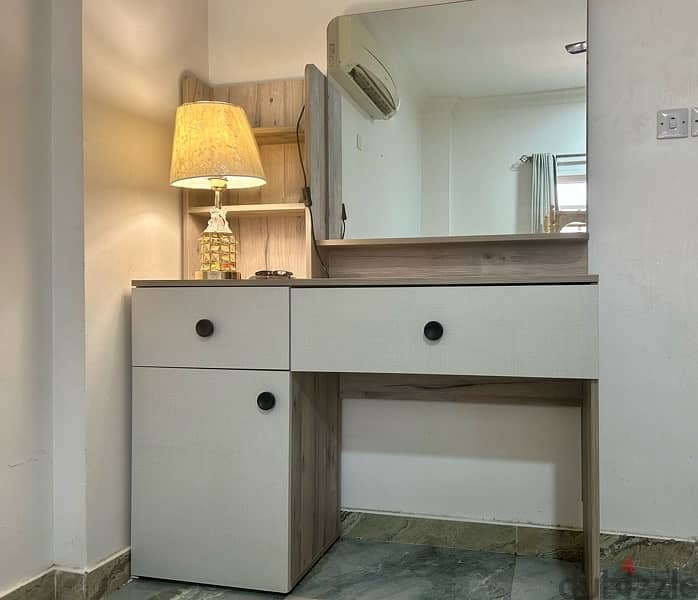 غرفة نوم للبيع نضيفه جدا bedroom for sale 1