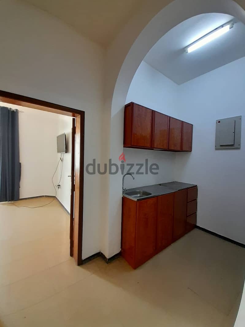 AL KHUWAIR | SEMI FURNISHED ONE BEDROOM FLAT 5