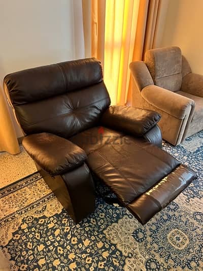 Faux Leather recliner in good condition for immediate sale