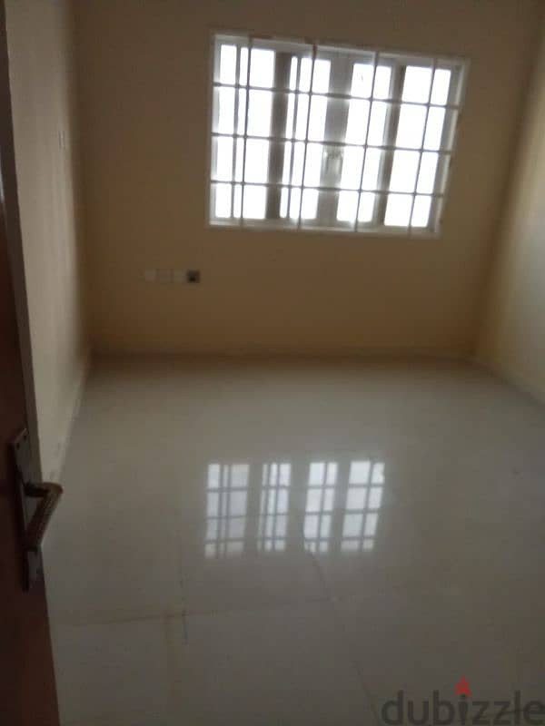 Room available behind city center Muscat Seeb 1