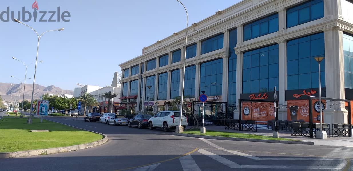 Commercial Space for Rent in Shatti Al Qurum 10/163 9