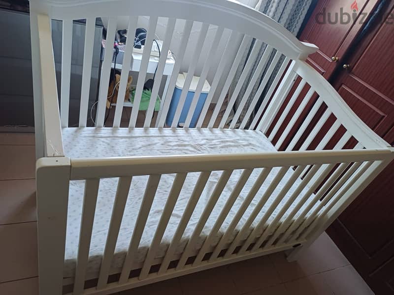 Junior Baby cot with matters 1