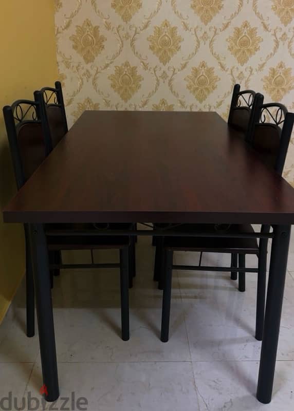 Dinning table 0