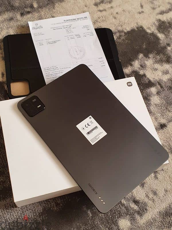 Xiaomi Redmi pad 6 under warranty 8 months with box charger 33 watts 0