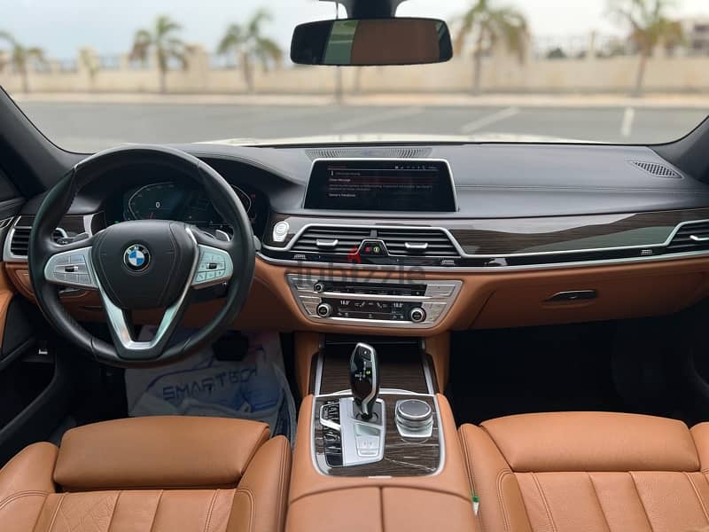 BMW 7-Series 2021 GCC Specs 0