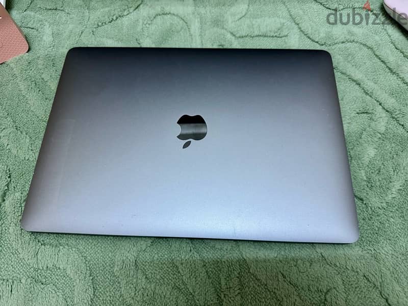 Macbook Pro 2019 1 TB Mint Condition 2019 updated version 5