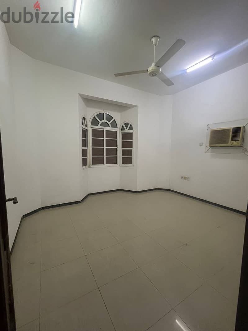 AL KHUWAIR | ROOM WITH BATHROOM 0