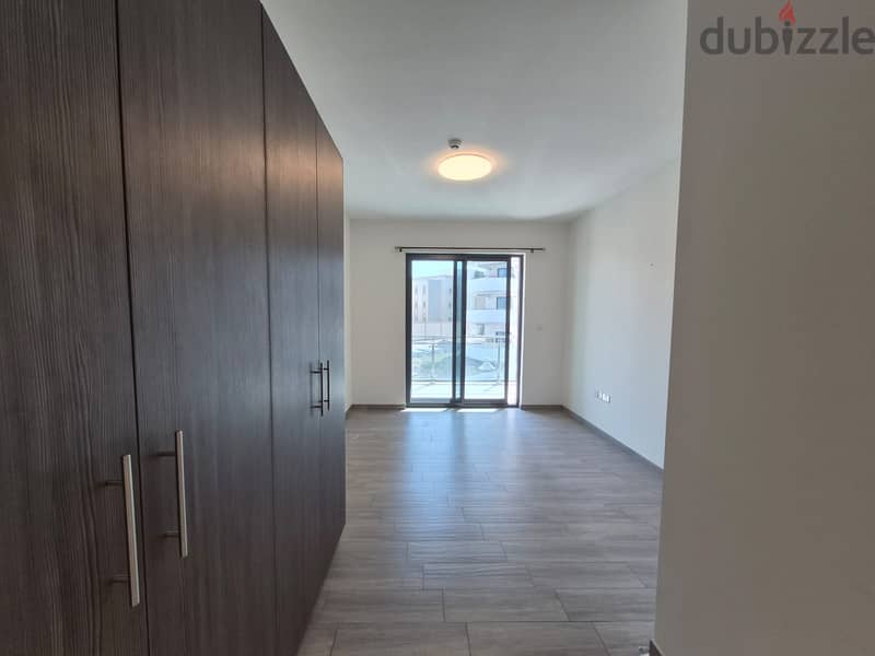 1 BR Compact Apartment in Muscat Hills – Boulevard 11