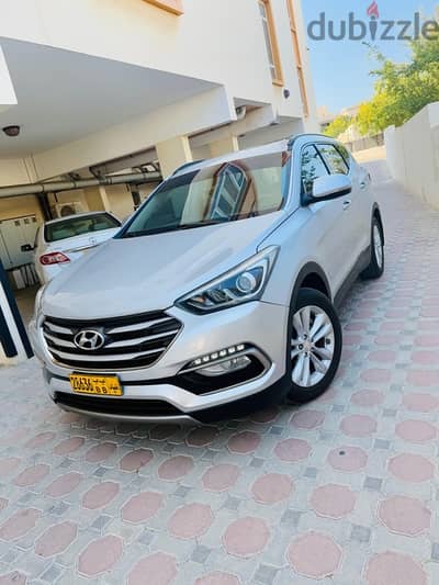 hyundai santafe 2017 model  oman car for sell