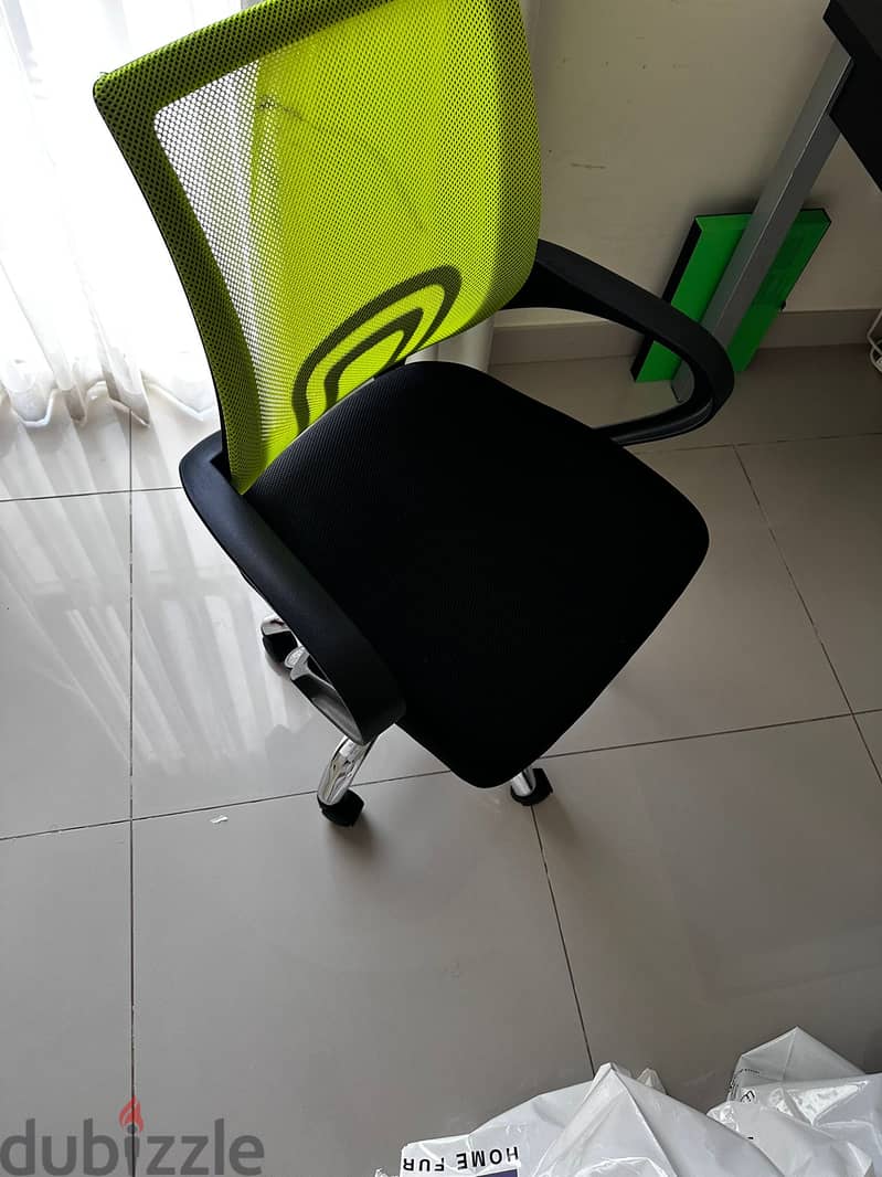 Office chair/Study table chair 1