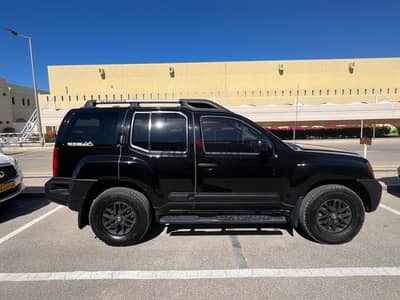 All Black NISSAN X TERRA (2014)