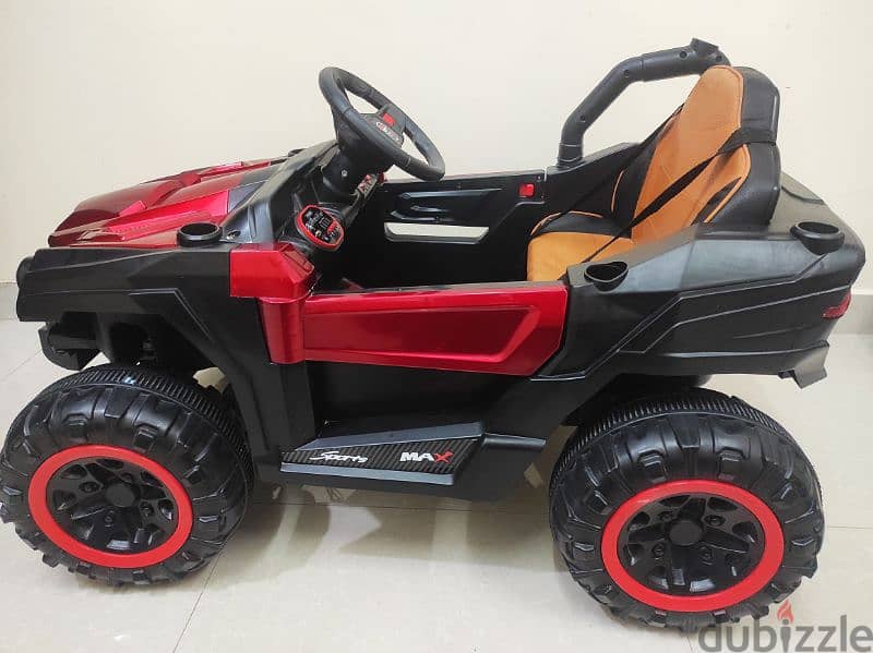 Big Jeep toy car with music for sale 0