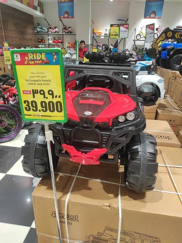 Big Jeep toy car with music for sale 8