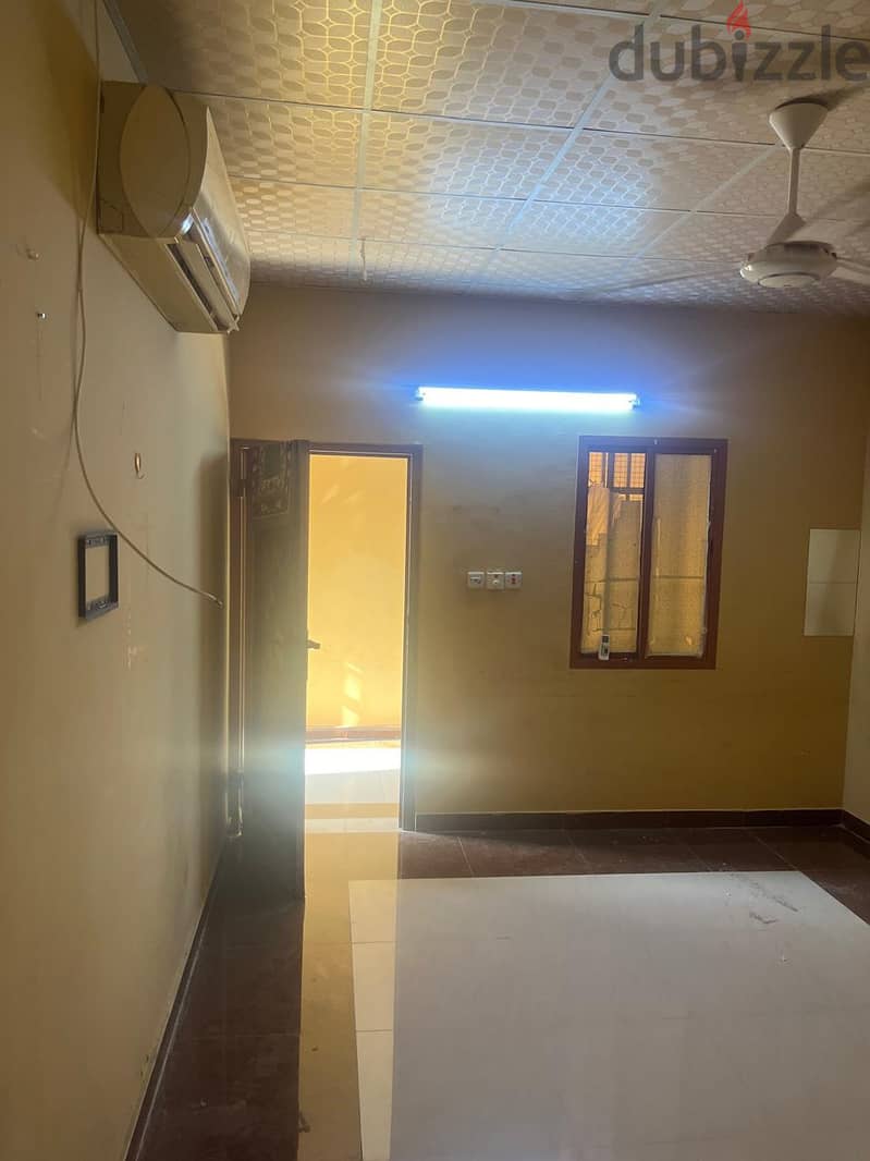 ROOM FOR RENT SOHAR   MALAYALEE PREFEREED 78133270 ( WHATS APP ) 1